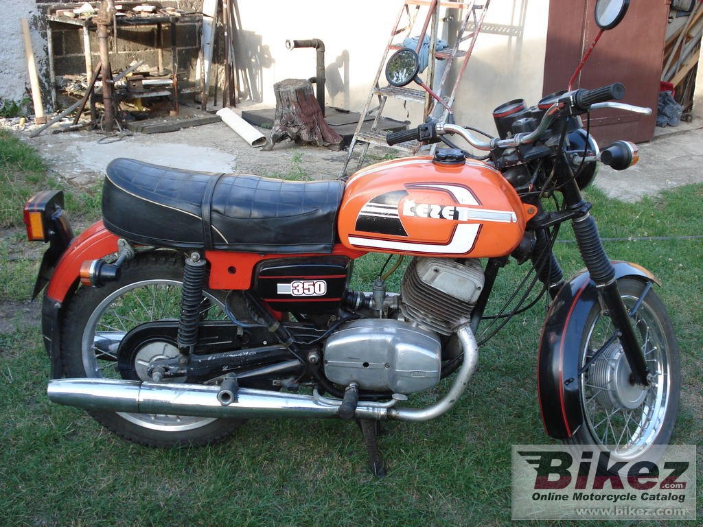 Big nymous user. 350 typ 472.6 picture and wallpaper from Bikez.com